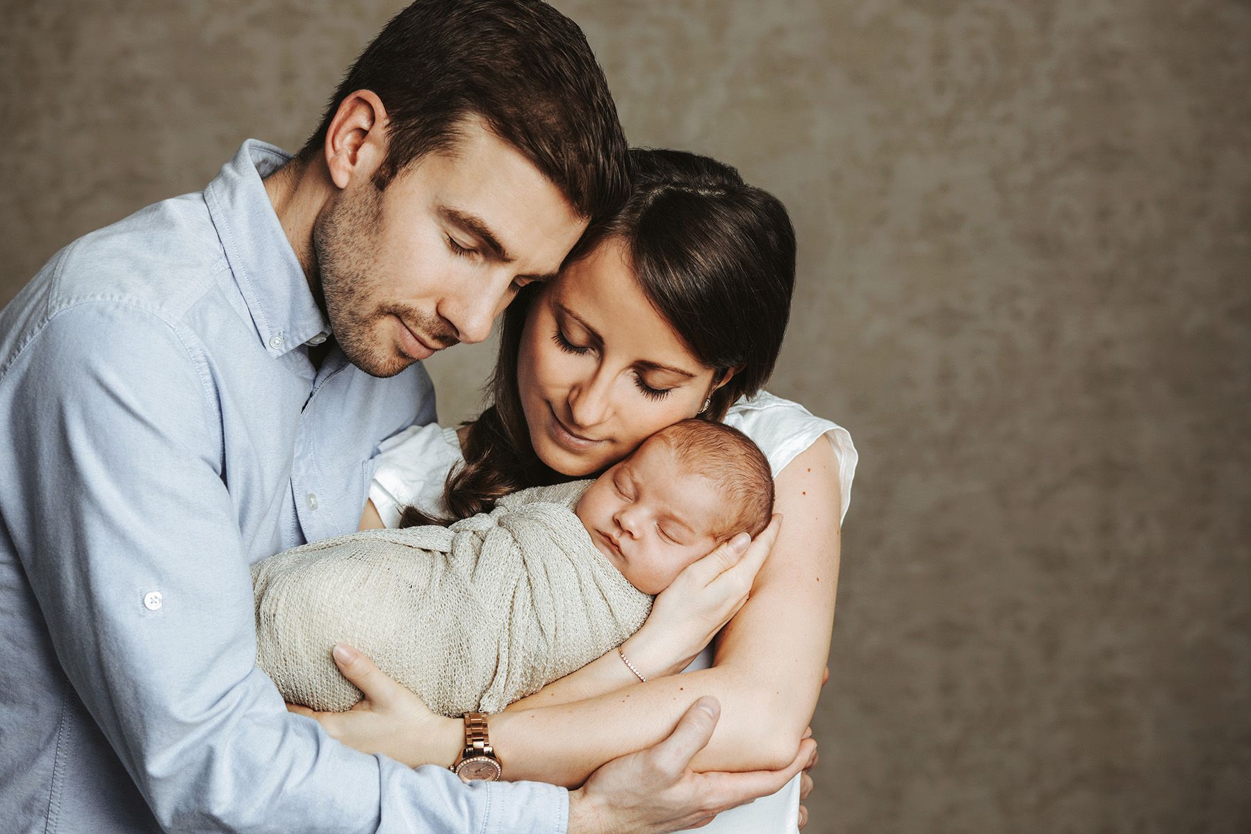 Familienfotografie mit Neugeborenem