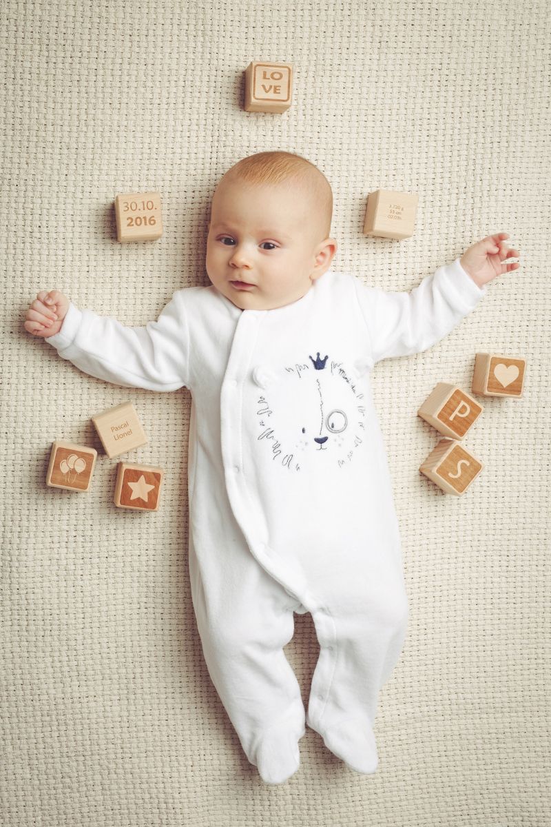 Babyfotos im ersten Jahr